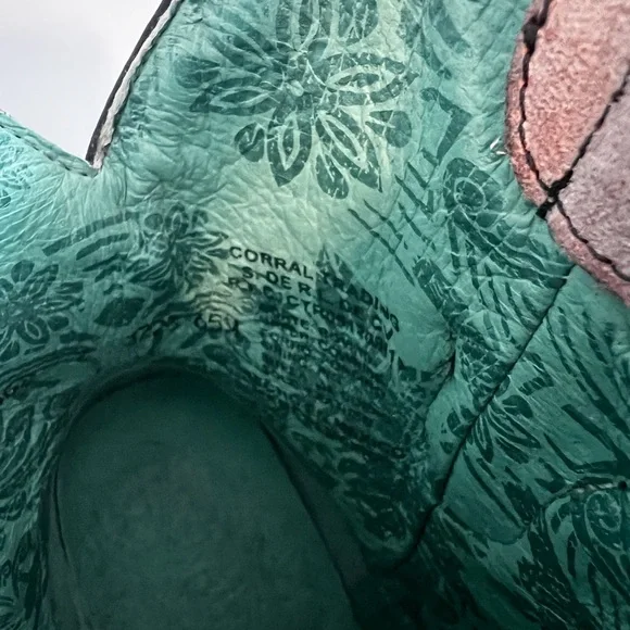 Corral Pink Western Cowboy Boots - Picture 3 of 6